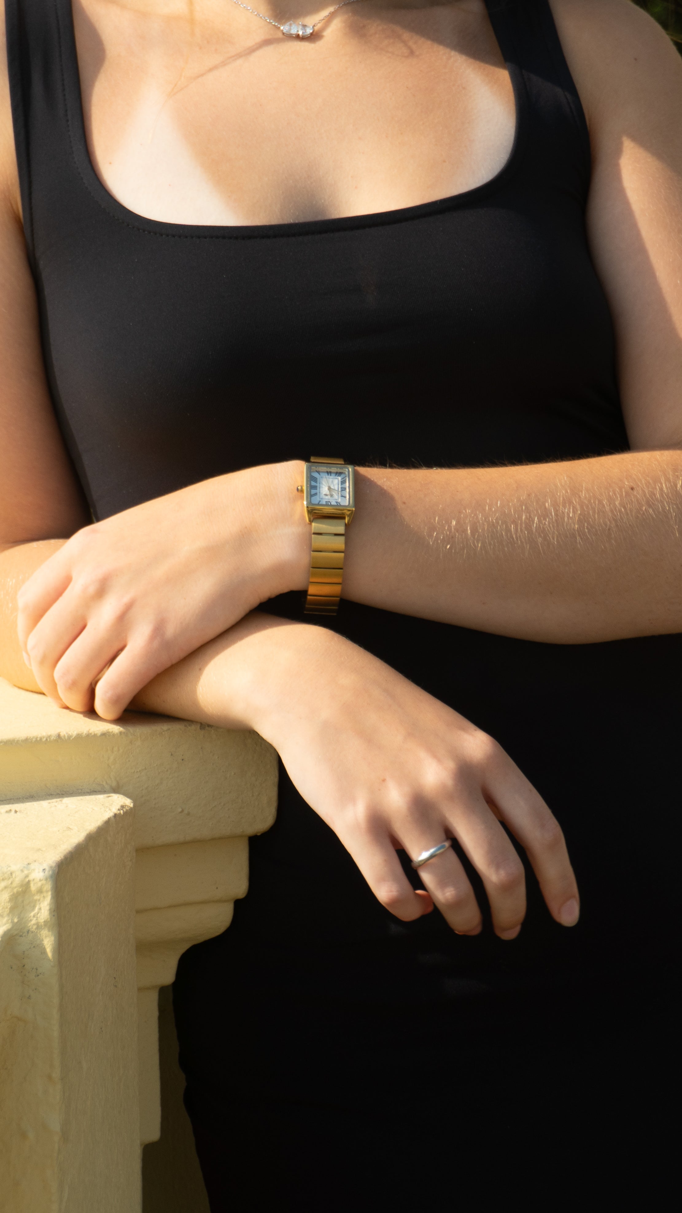 Relogio Dourado Feminino Romanos Luxo