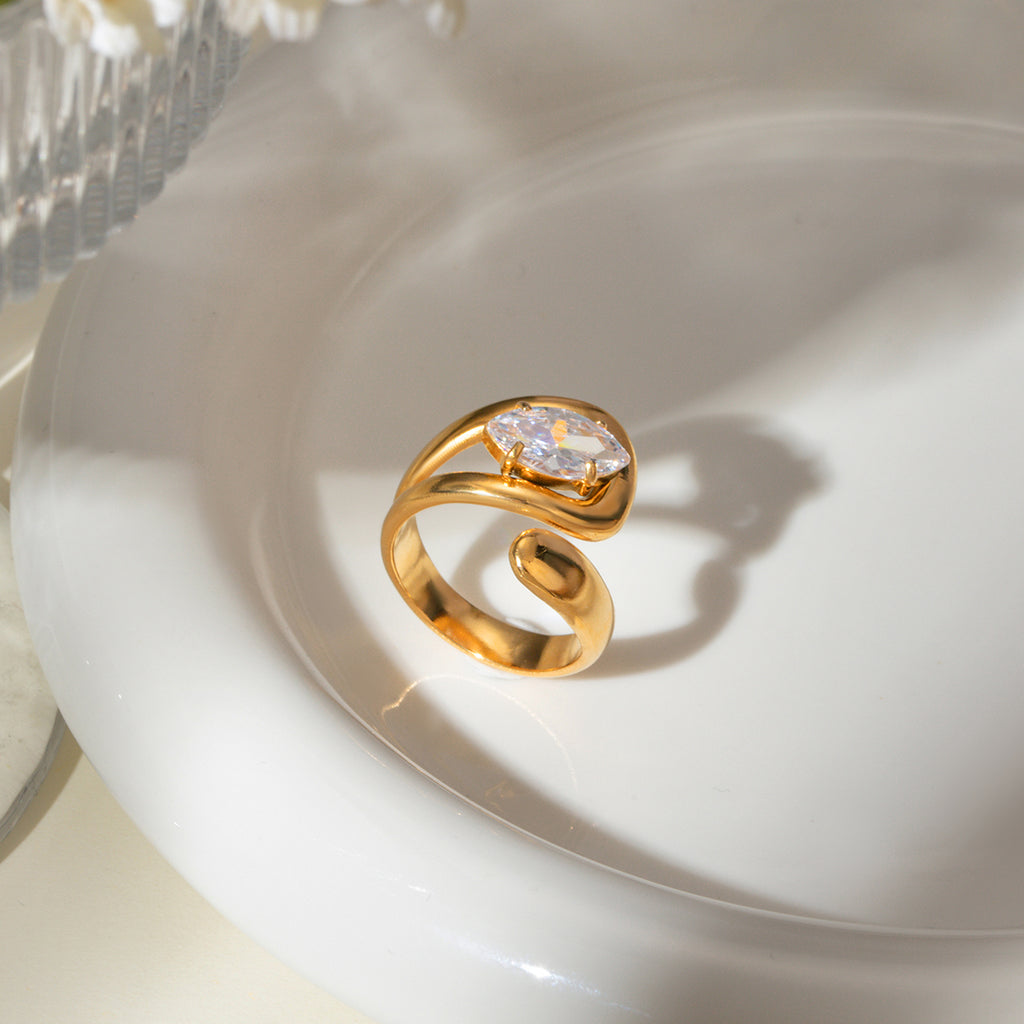 Guterrie Anel Dourado Lágrima