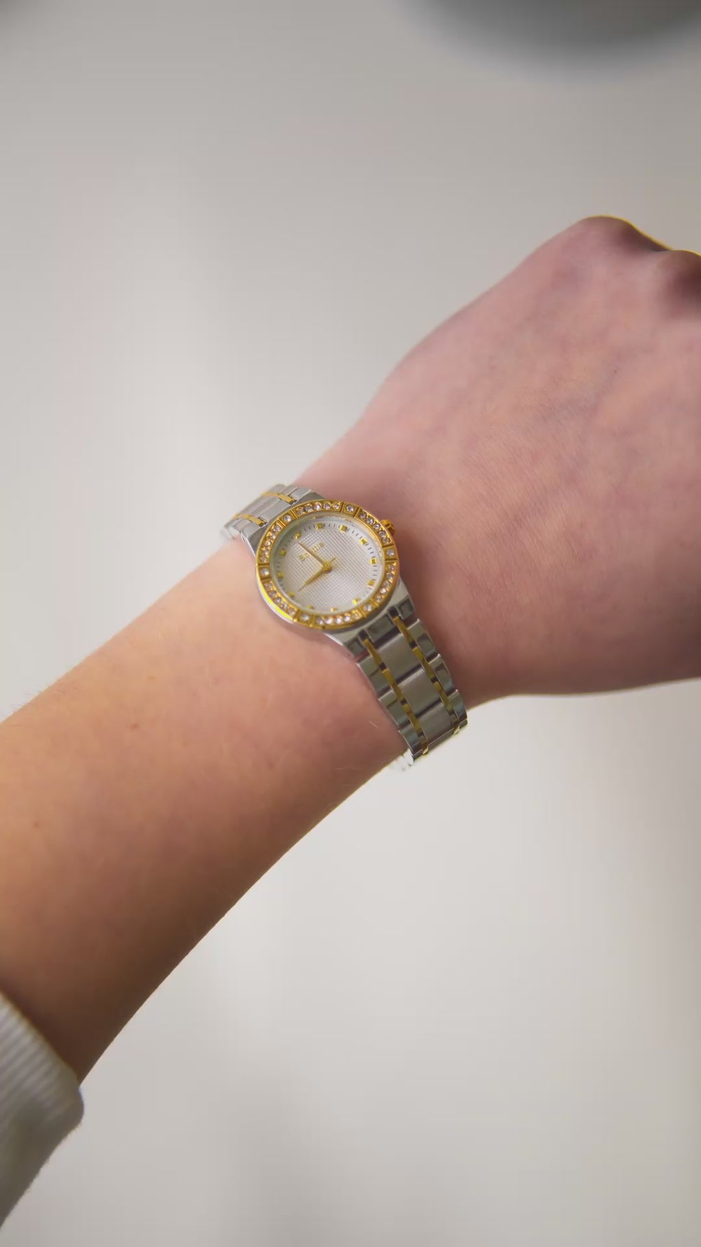 Scottie Belissimo Gold